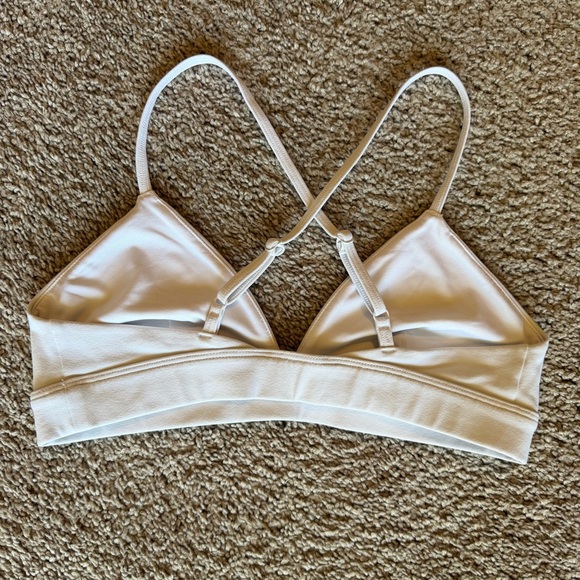 ALO Splendor Bra - Picture 3 of 3